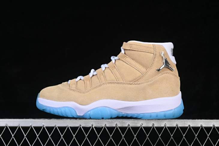 Picture of Air Jordan 11 _SKUfw21872889179009281fw